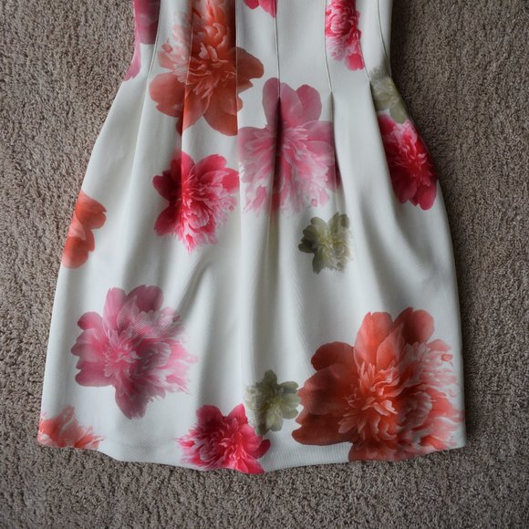 Calvin Klein White Floral Dress - Picture 2 of 2